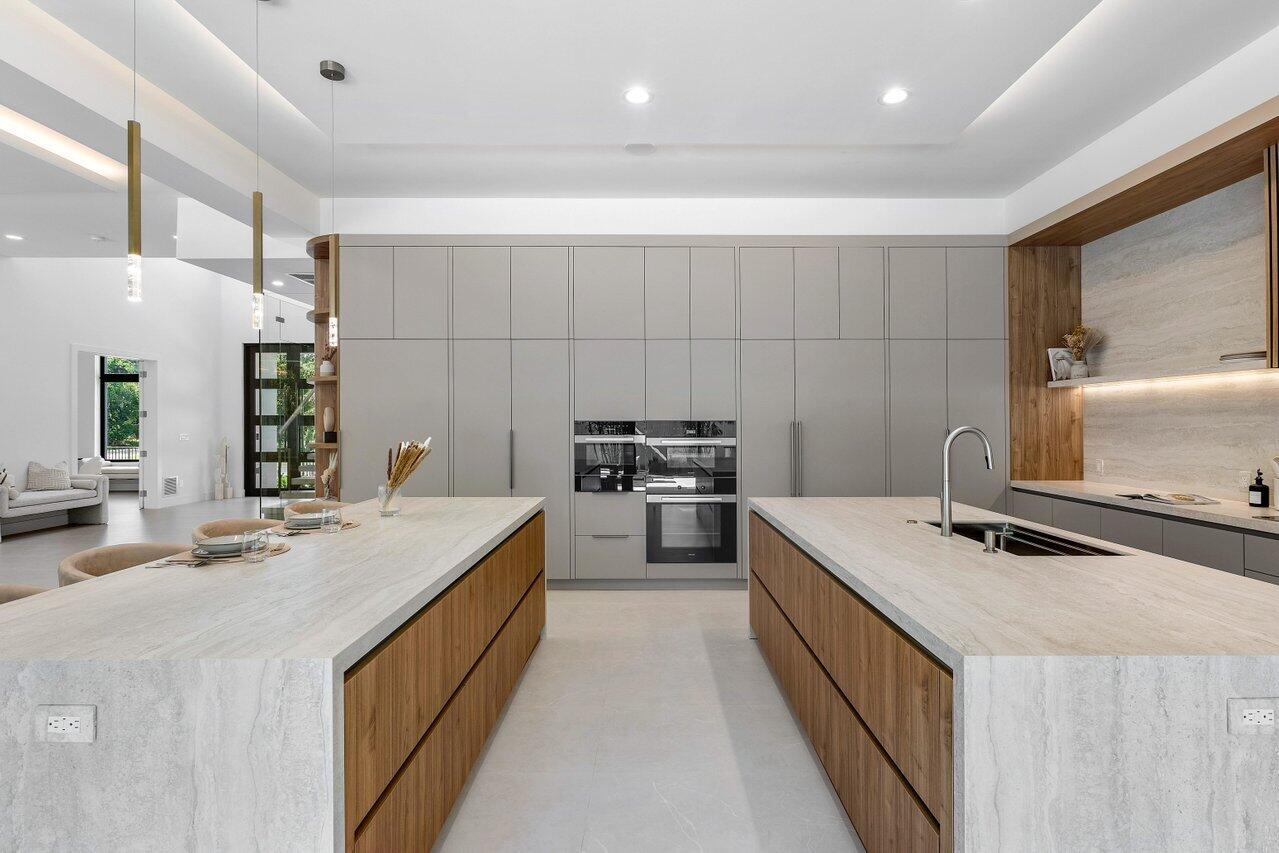 499 NE 4th Street
