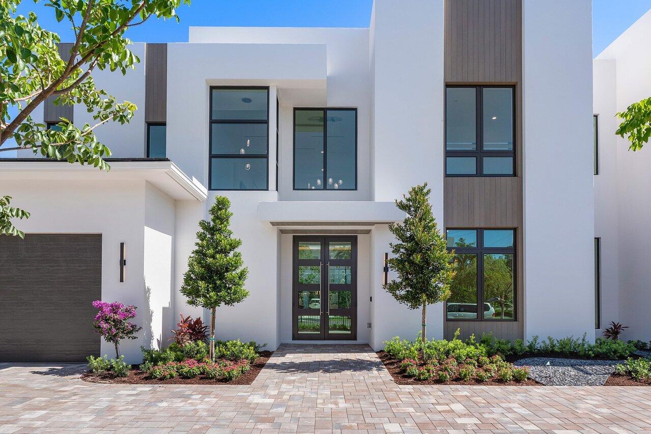 499 NE 4th Street