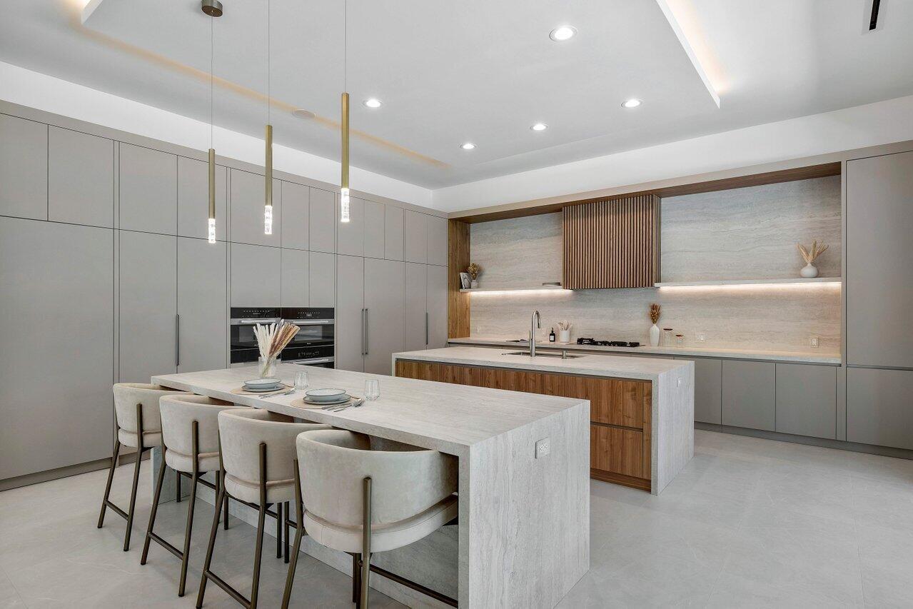 499 NE 4th Street