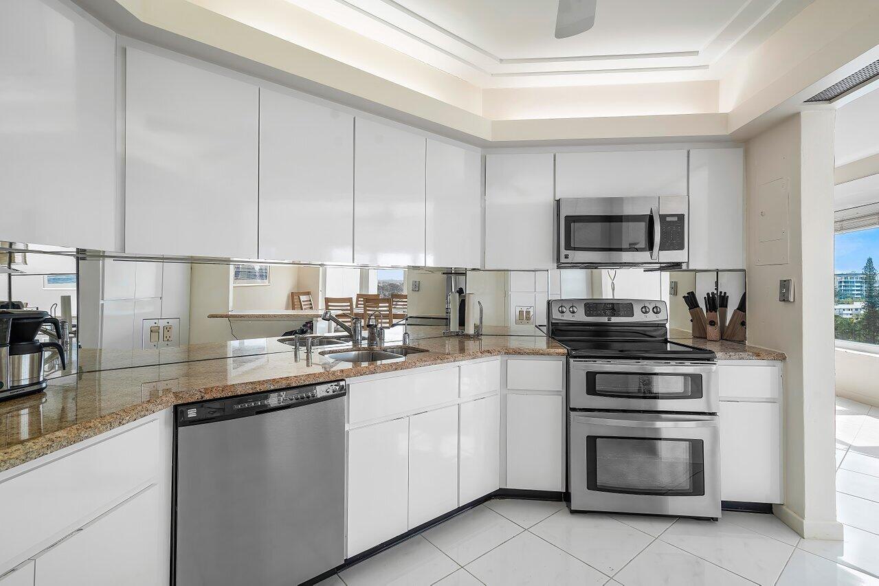 701 E Camino Real Unit: 8e