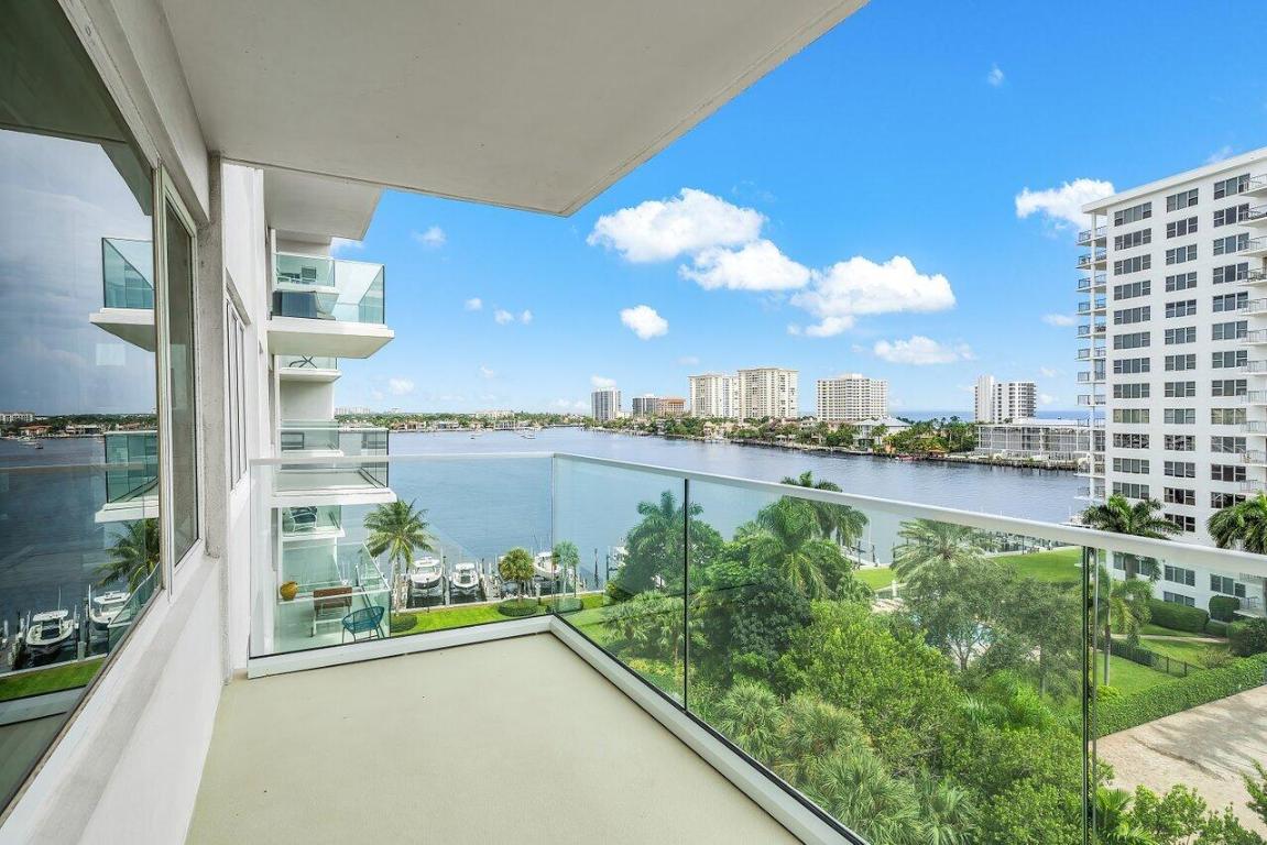 701 E Camino Real Unit: 8e