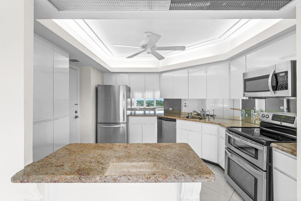 701 E Camino Real Unit: 8e