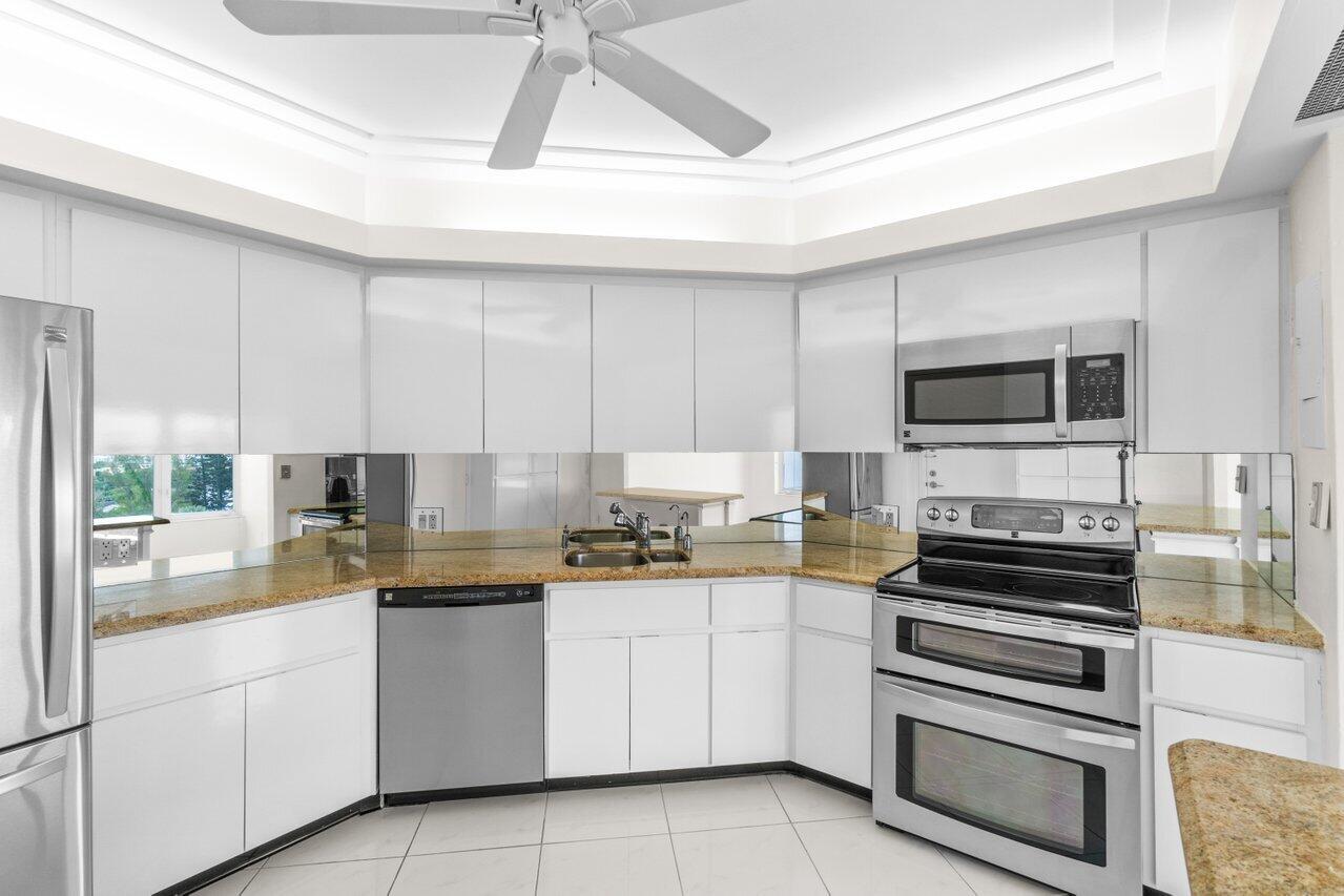 701 E Camino Real Unit: 8e