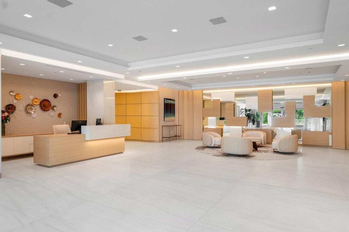 725 S Ocean Boulevard Unit: 303