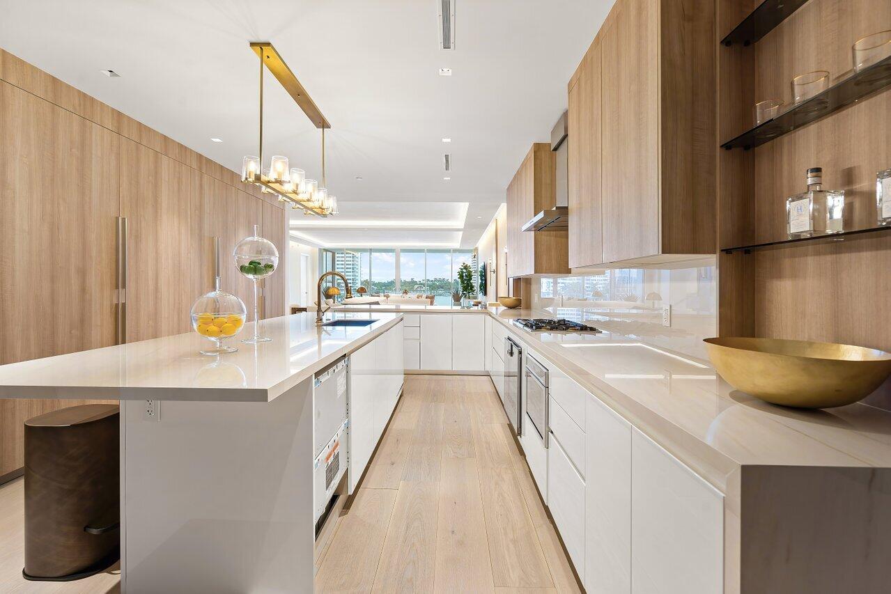 725 S Ocean Boulevard Unit: 303