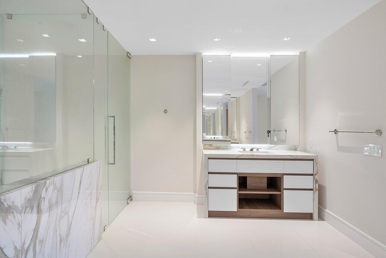 725 S Ocean Boulevard Unit: 303