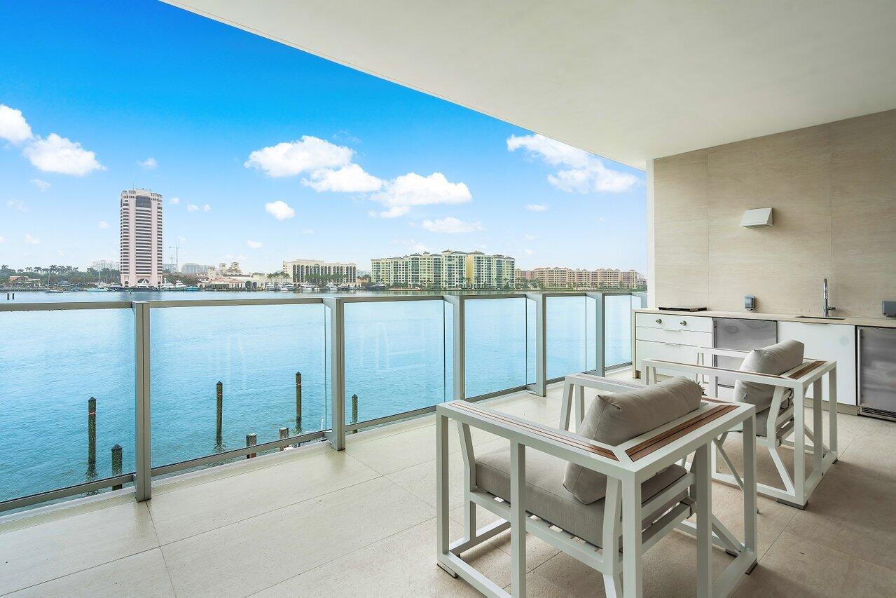 725 S Ocean Boulevard Unit: 303