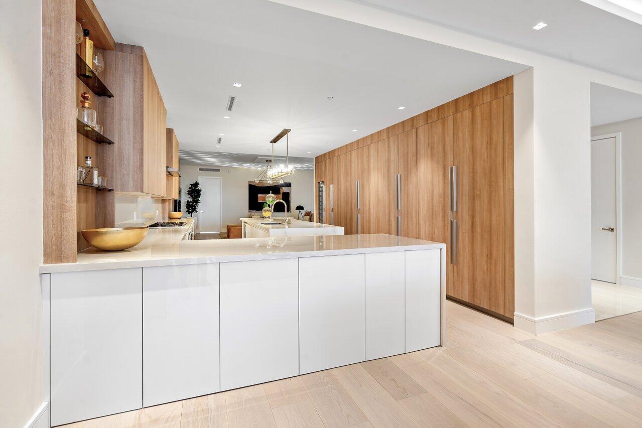 725 S Ocean Boulevard Unit: 303