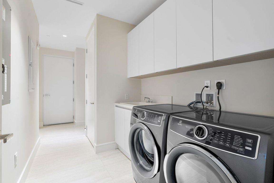 725 S Ocean Boulevard Unit: 303