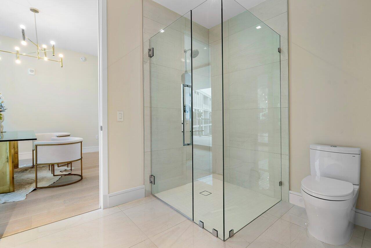 725 S Ocean Boulevard Unit: 303