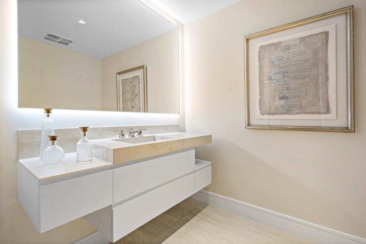 725 S Ocean Boulevard Unit: 303