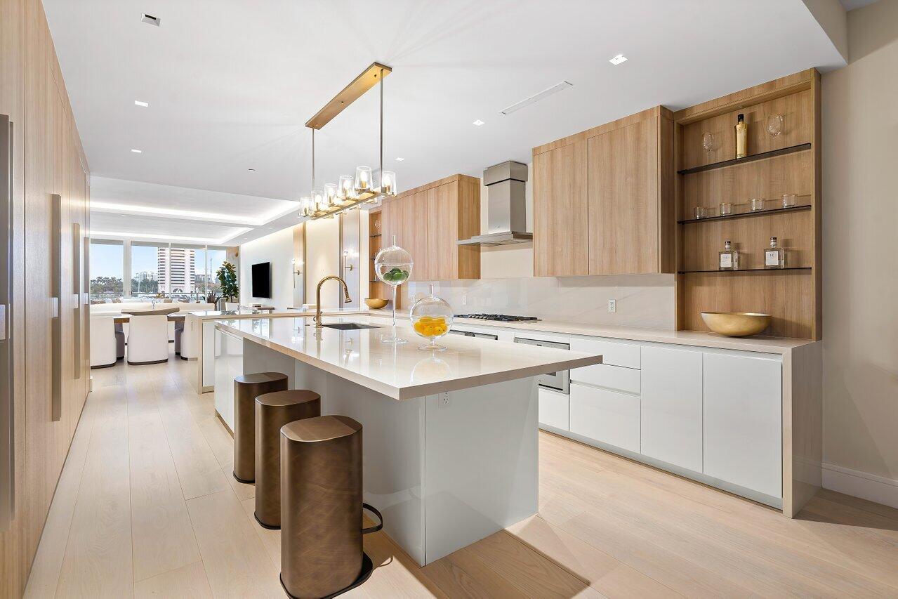 725 S Ocean Boulevard Unit: 303