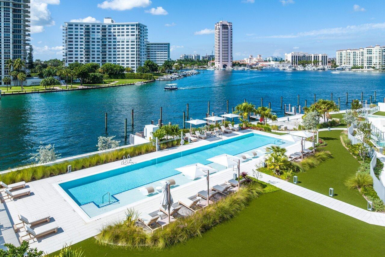 725 S Ocean Boulevard Unit: 303