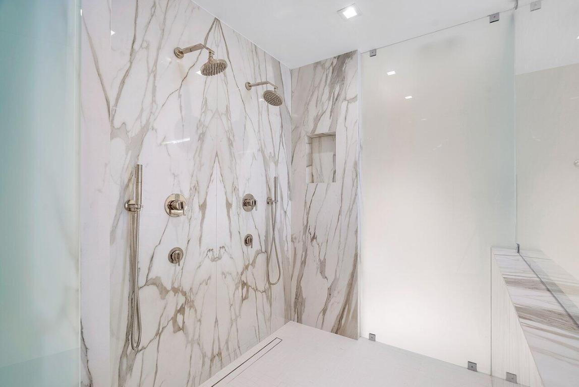 725 S Ocean Boulevard Unit: 303