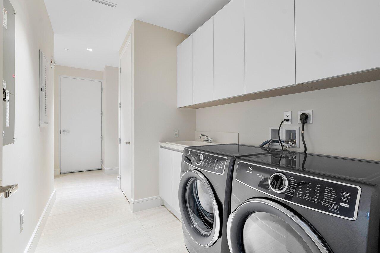 725 S Ocean Boulevard Unit: 303