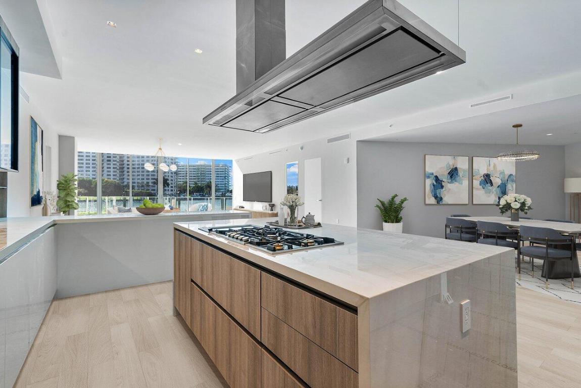 725 S Ocean Boulevard Unit: 104