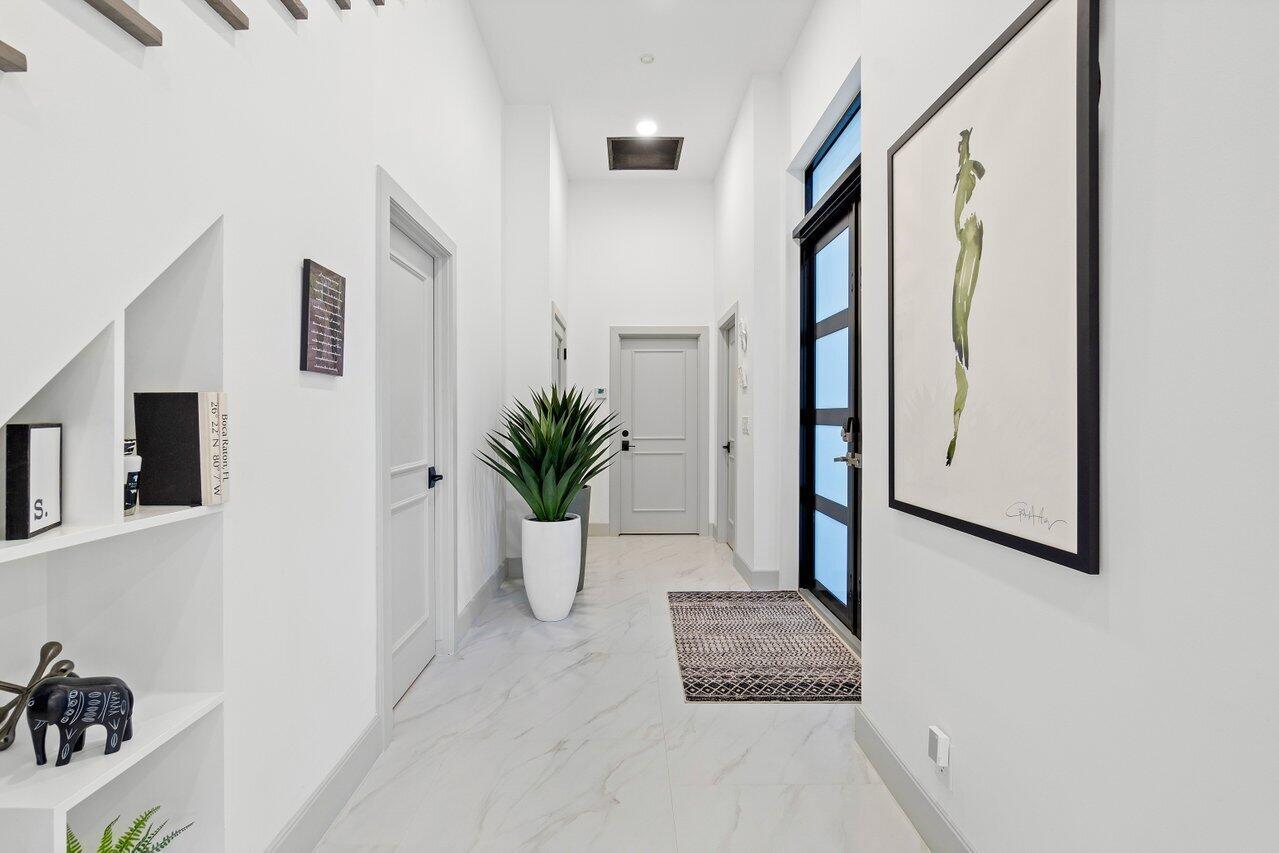 350 E Royal Palm Road