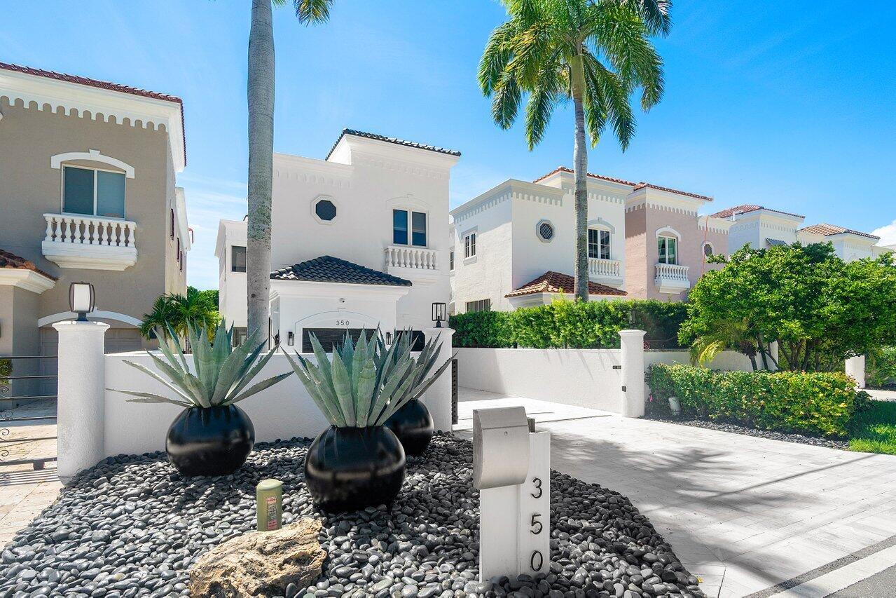 350 E Royal Palm Road