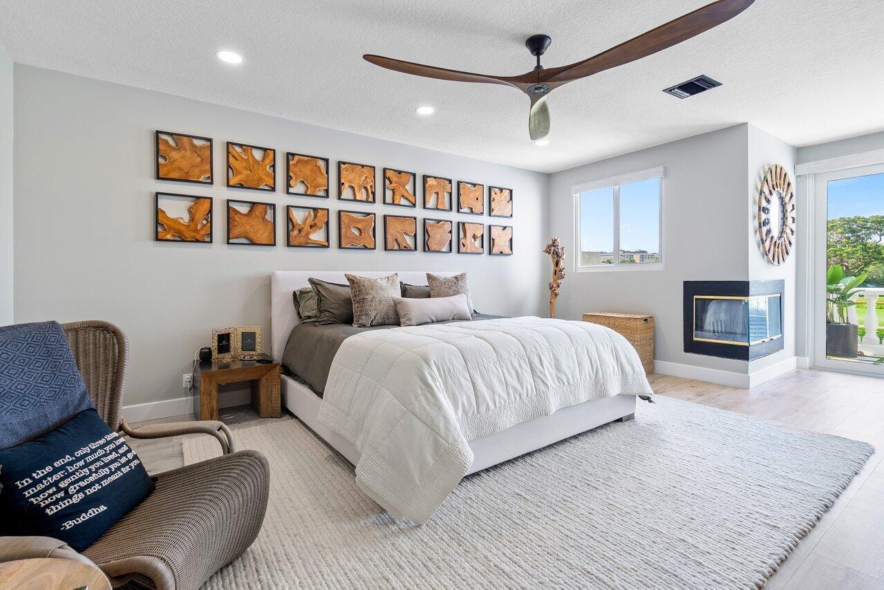 350 E Royal Palm Road