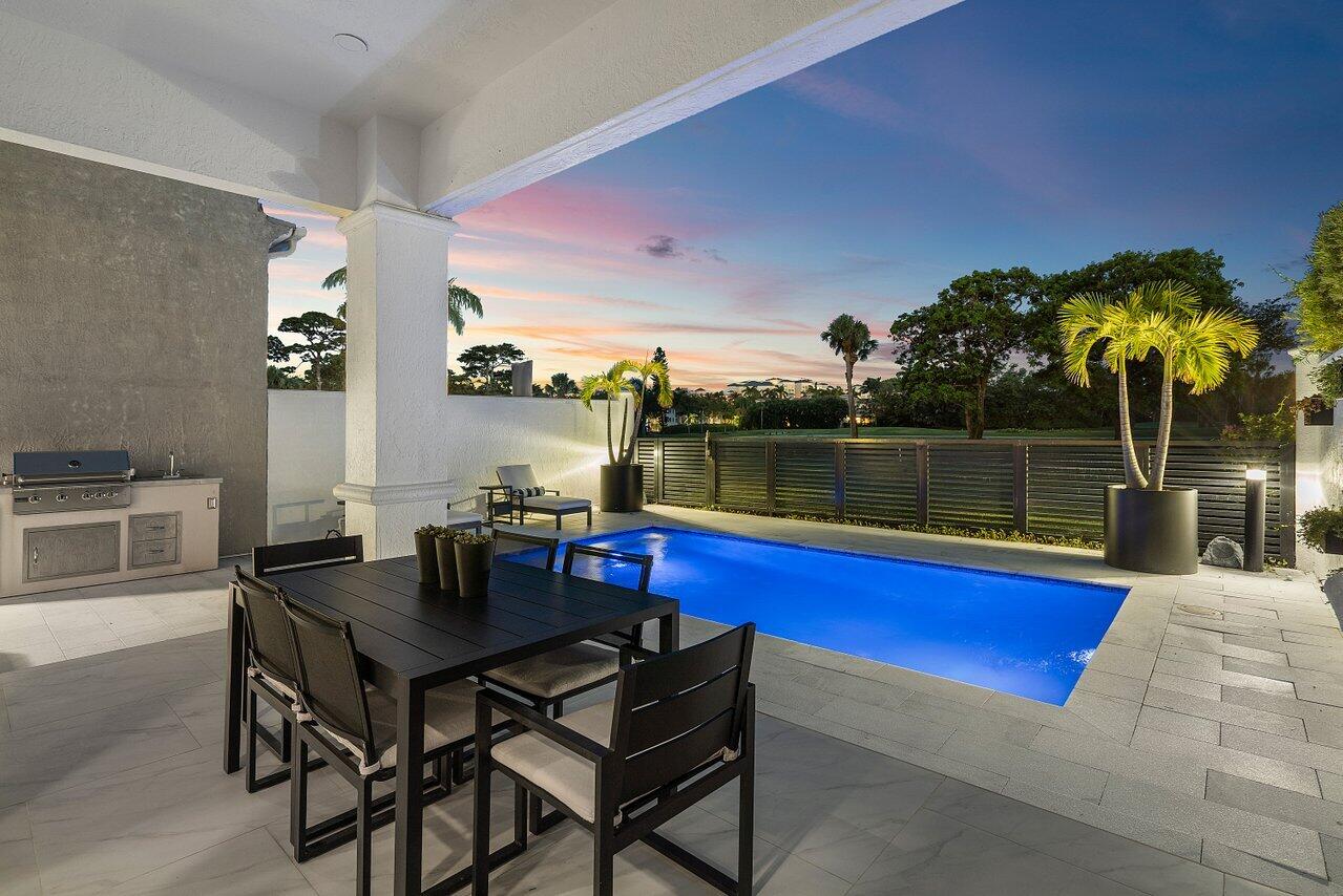 350 E Royal Palm Road