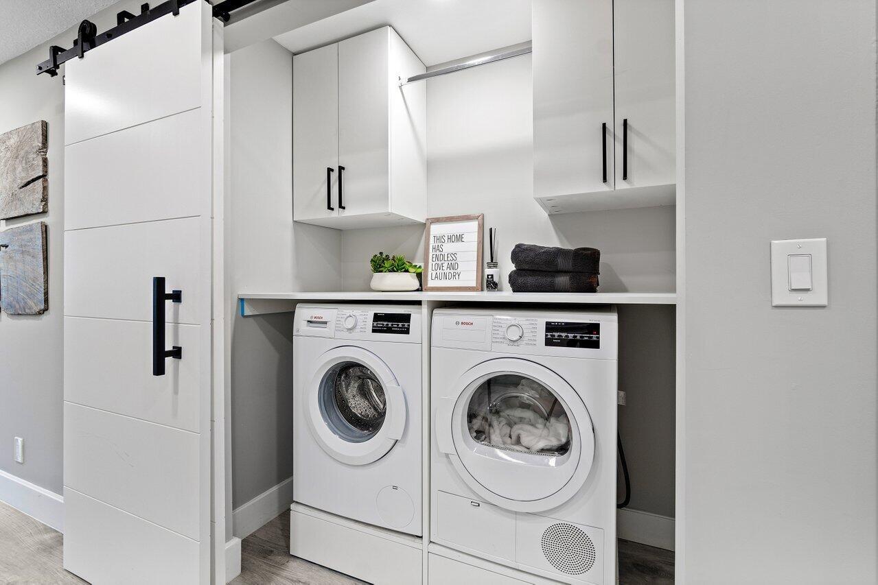 350 E Royal Palm Road