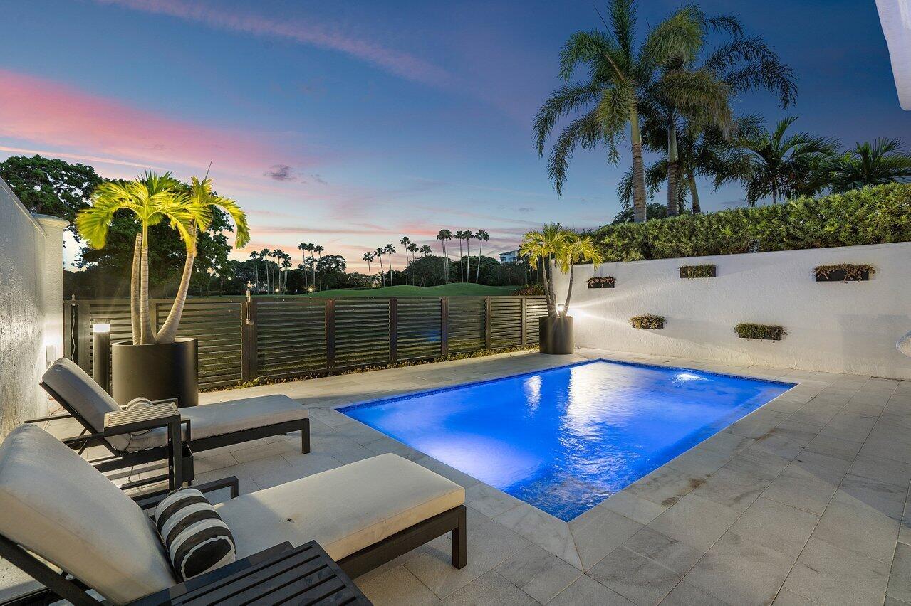 350 E Royal Palm Road