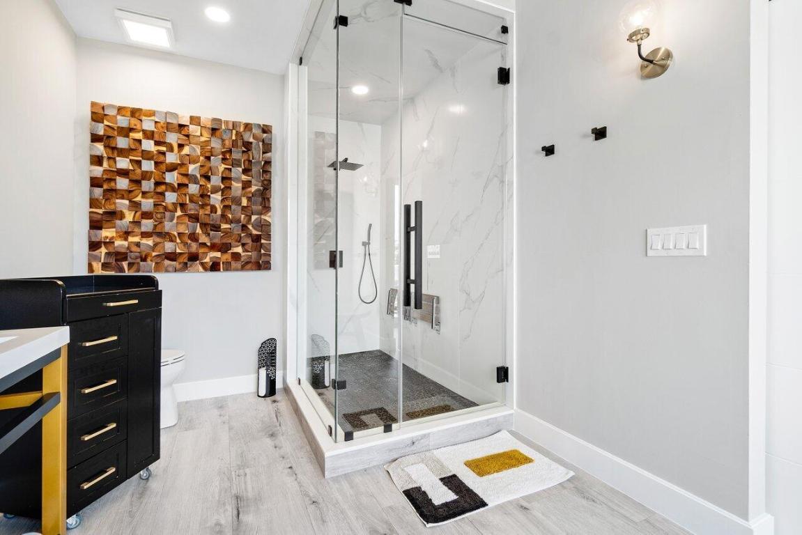 350 E Royal Palm Road