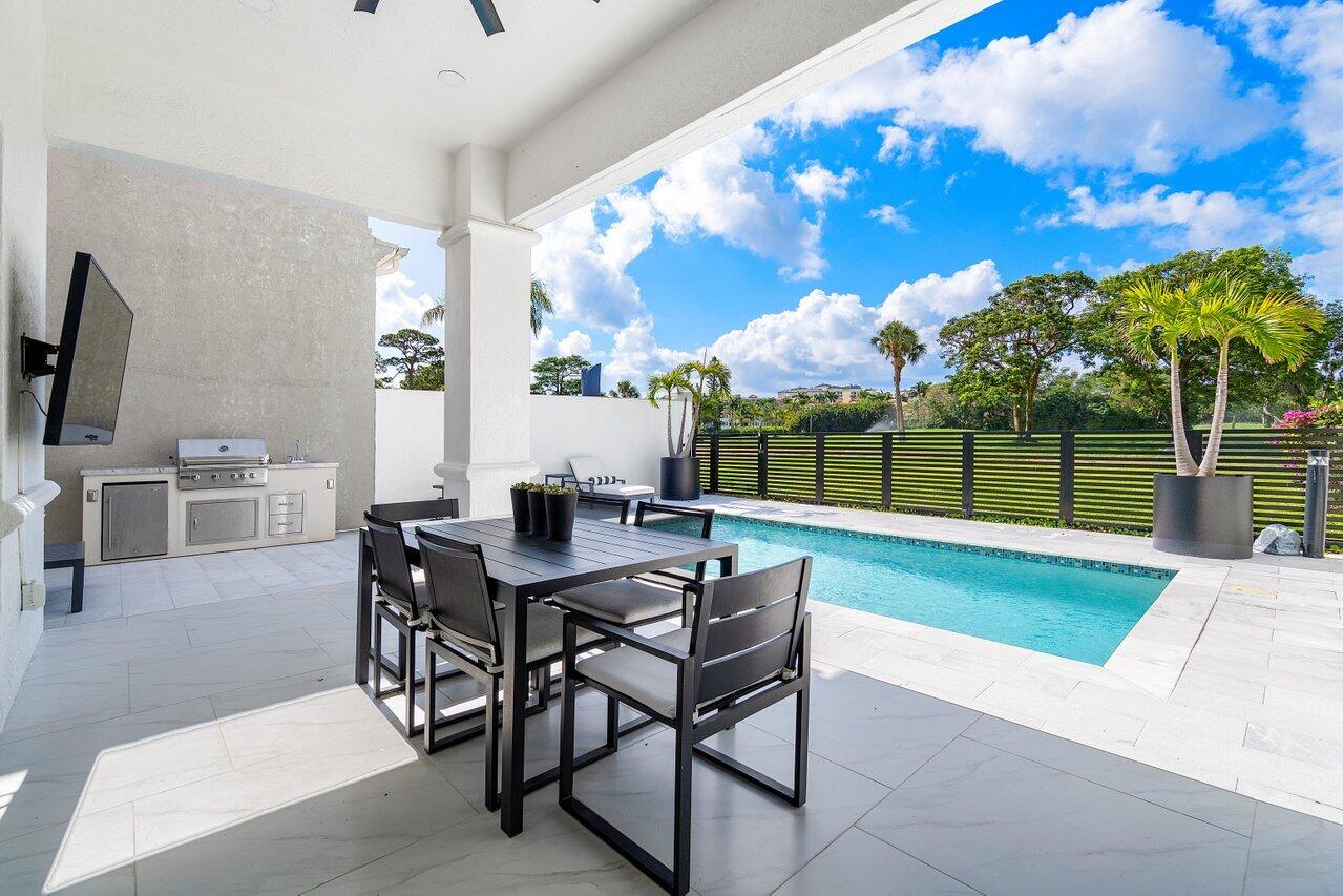350 E Royal Palm Road