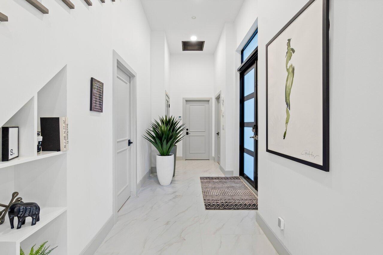 350 E Royal Palm Road