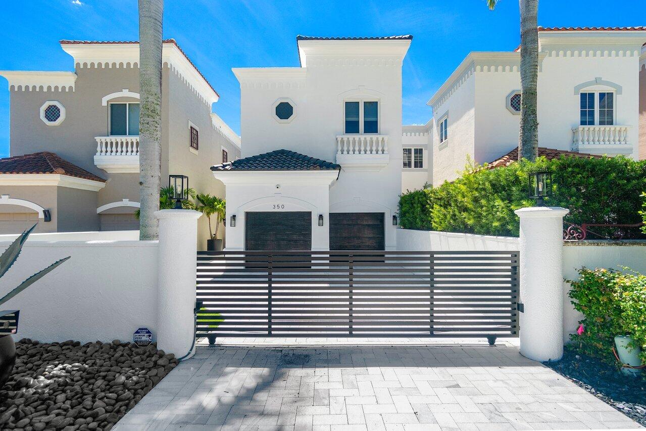 350 E Royal Palm Road