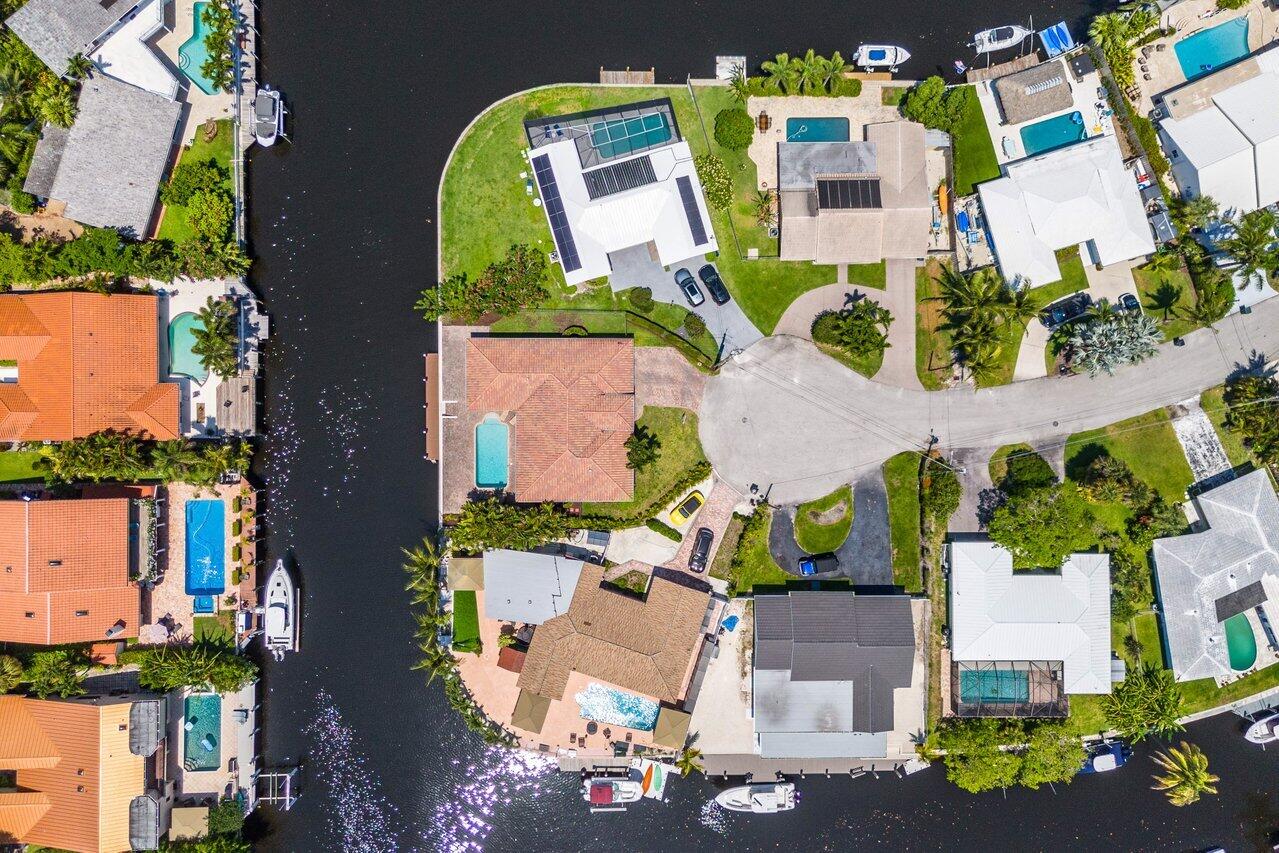 1500 SW 5th Avenue