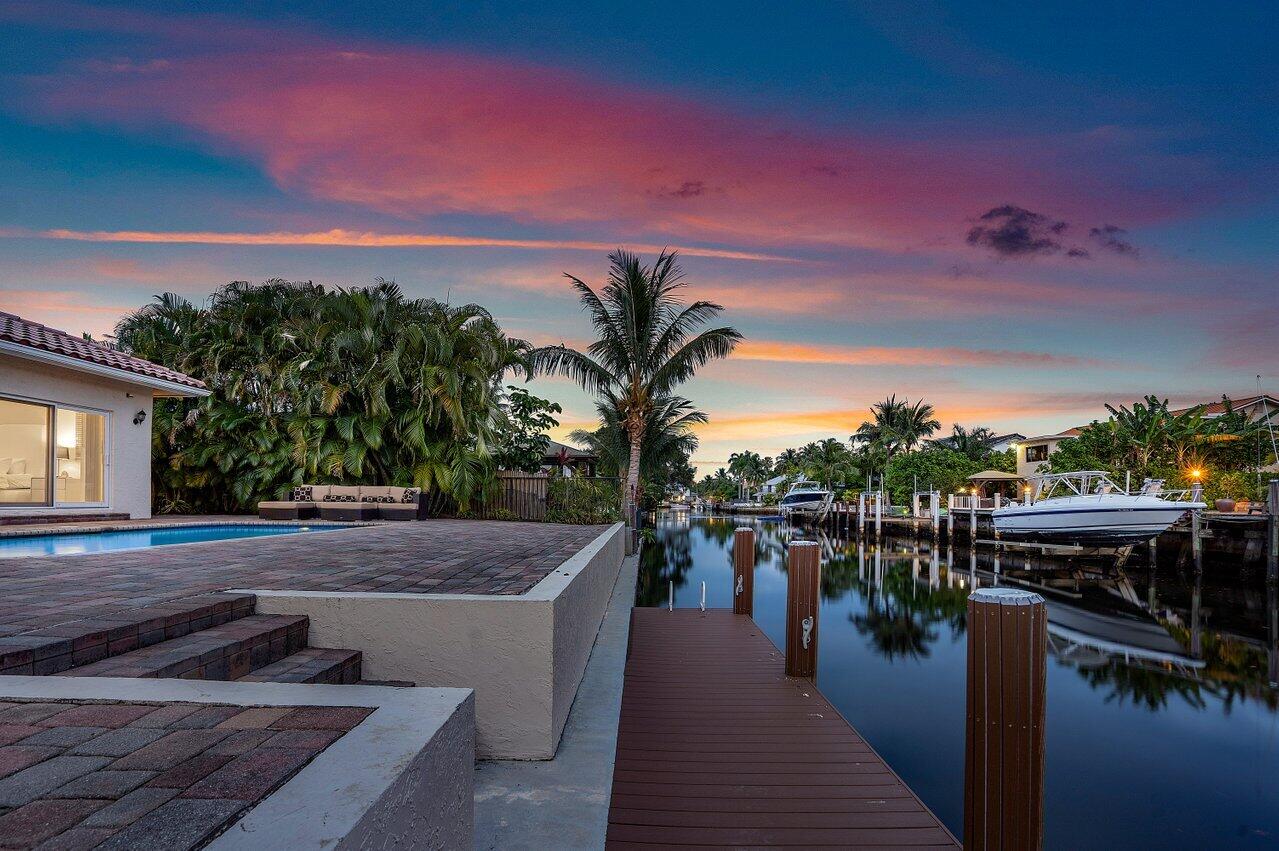 1500 SW 5th Avenue