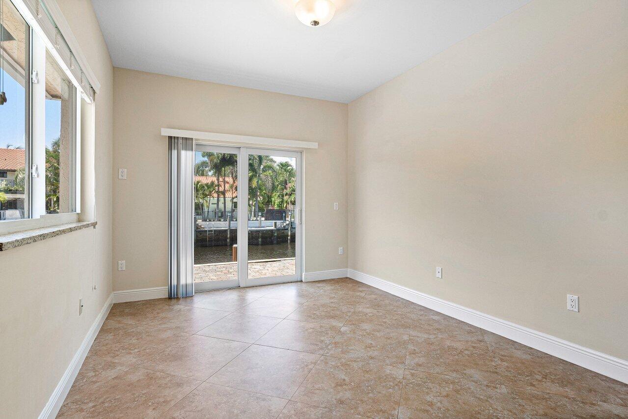 1500 SW 5th Avenue