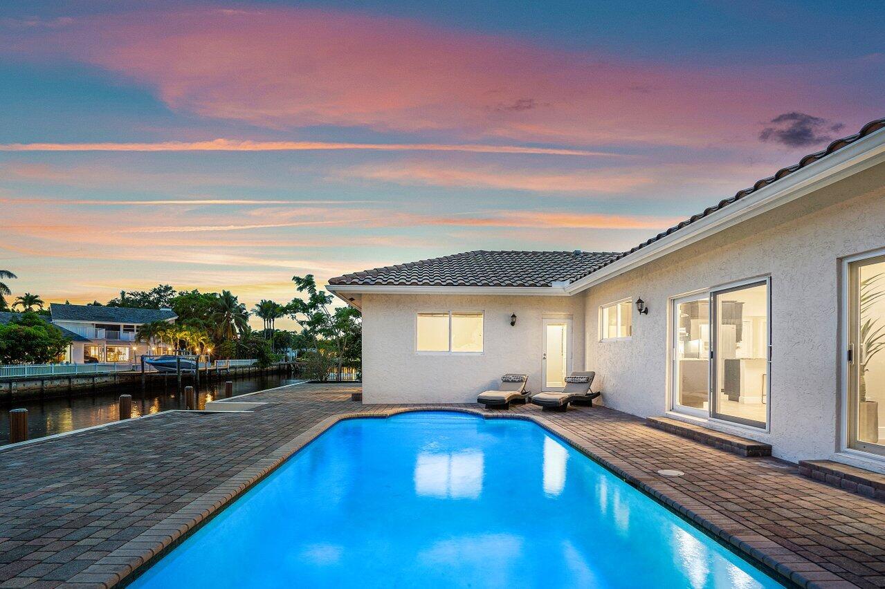 1500 SW 5th Avenue