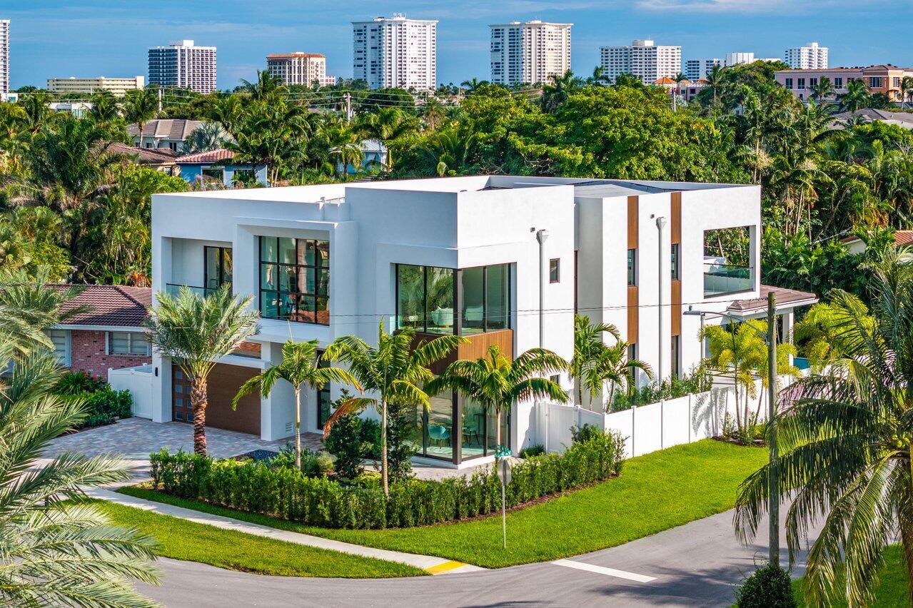 400 NE 4th Street