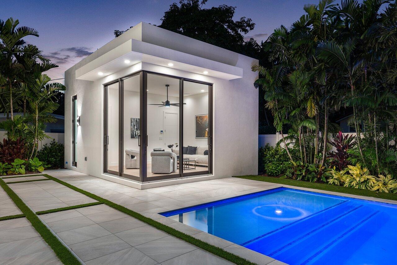 400 NE 4th Street