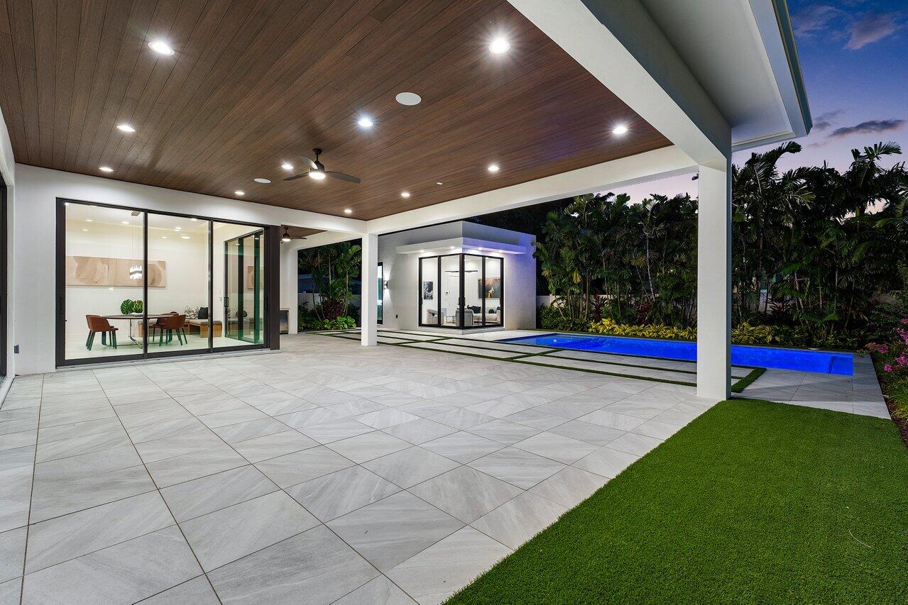 400 NE 4th Street