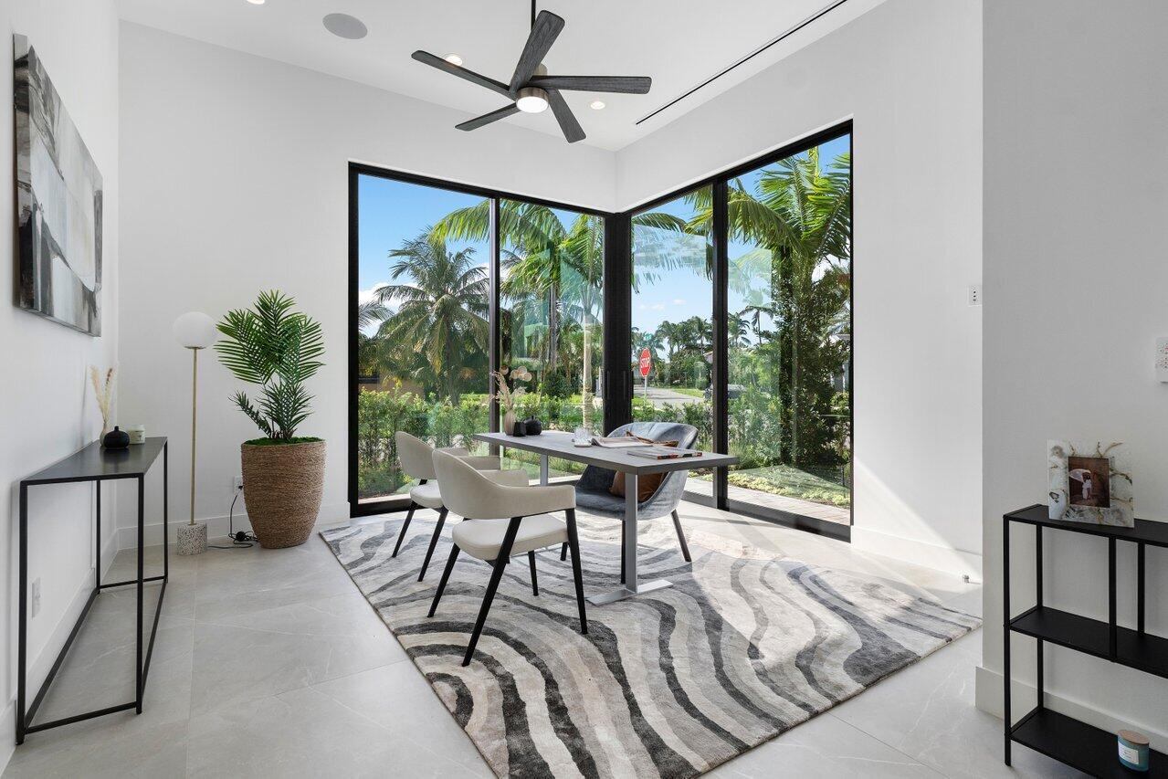 400 NE 4th Street