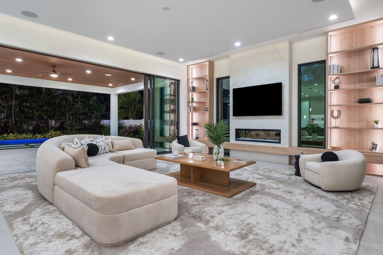 400 NE 4th Street