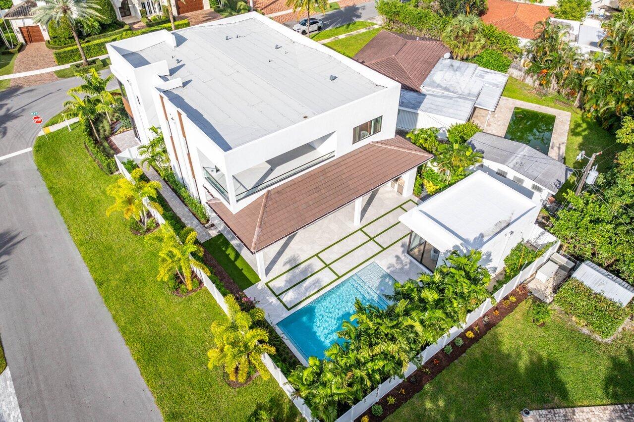400 NE 4th Street