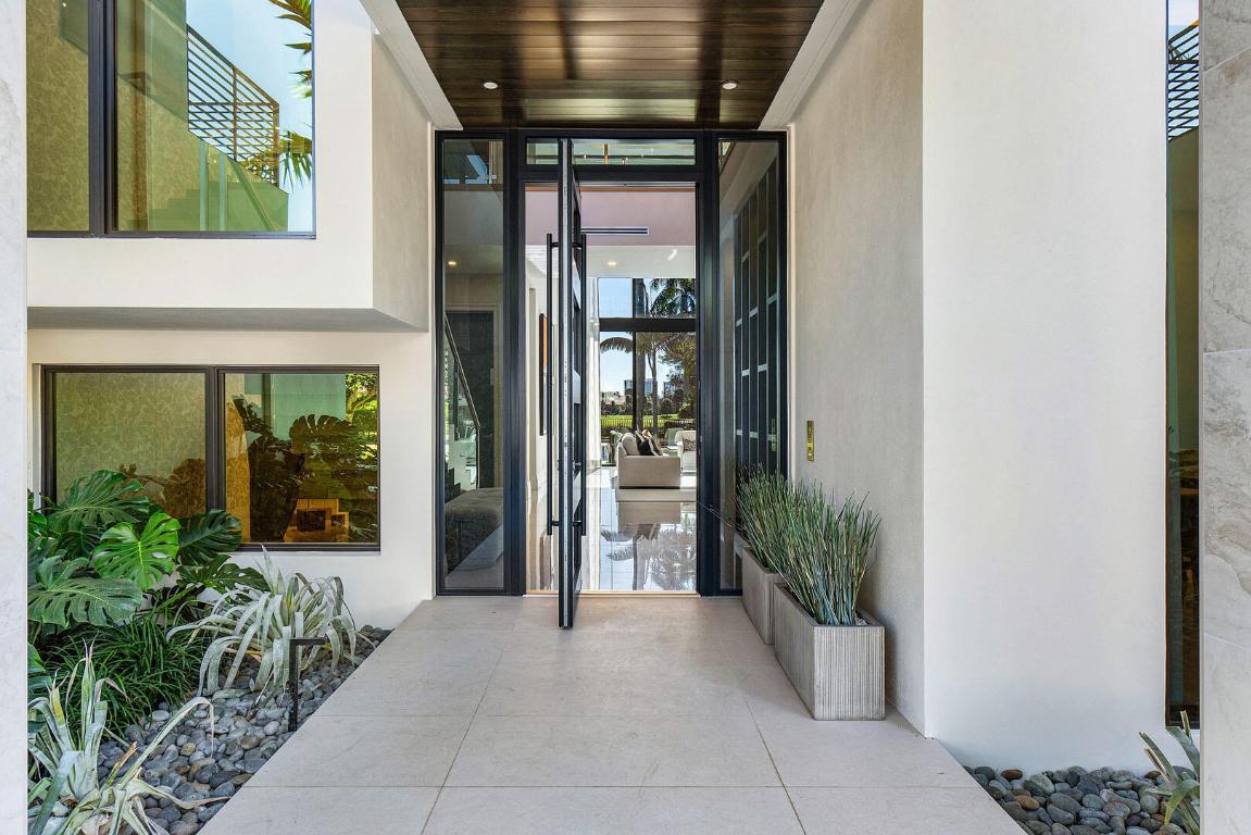 1758 Sabal Palm Drive