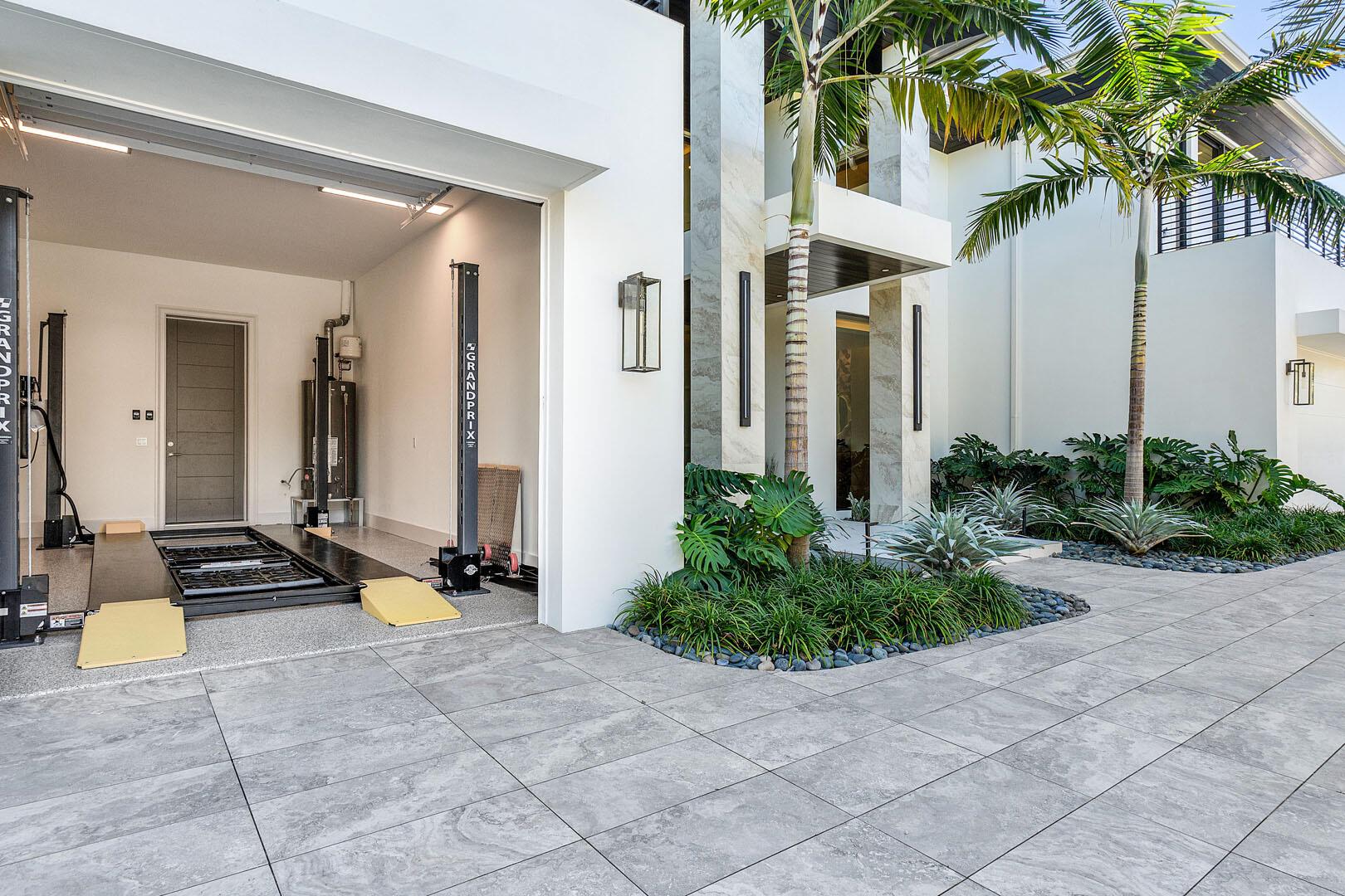 1758 Sabal Palm Drive