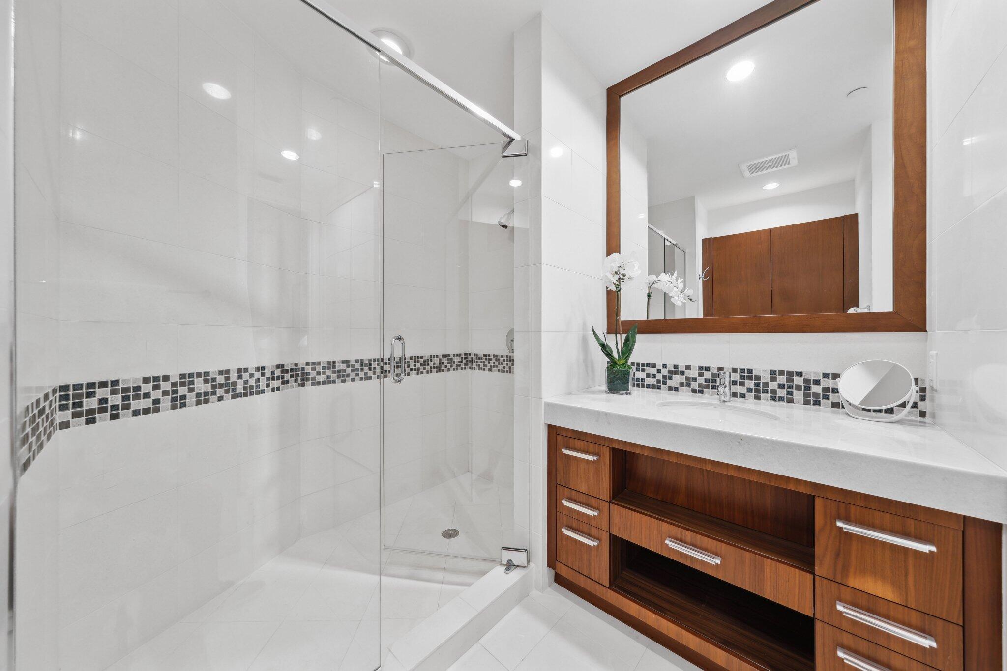 1000 S Ocean Boulevard 309