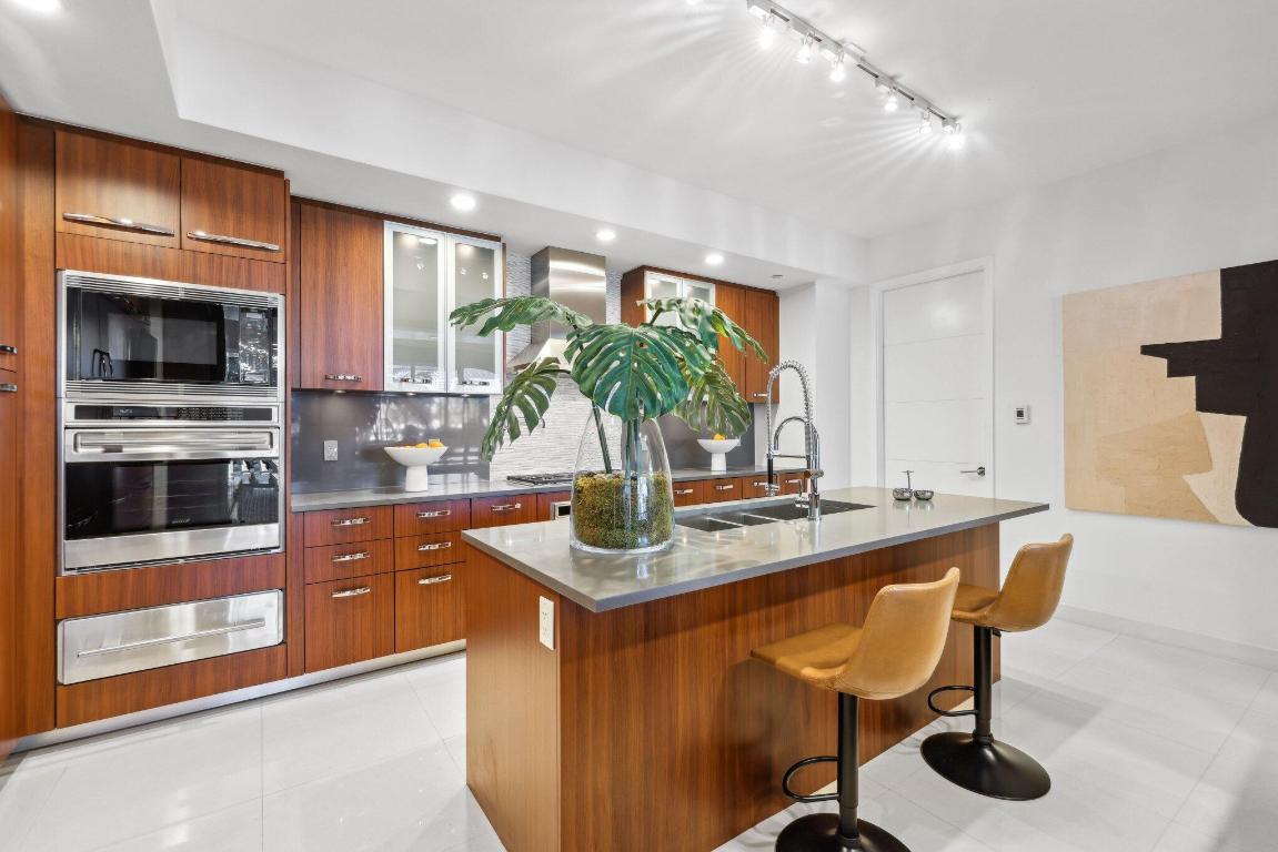 1000 S Ocean Boulevard 309