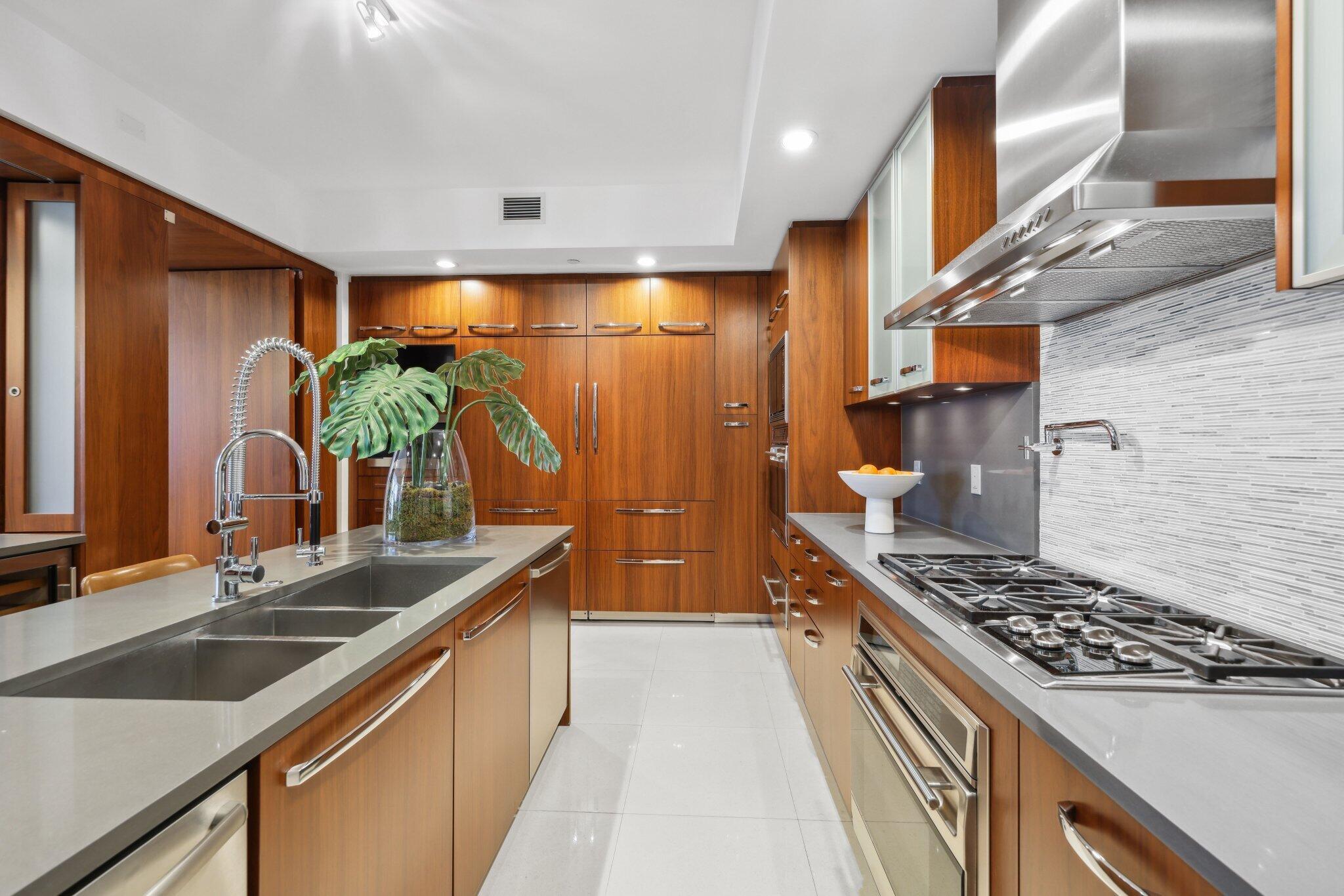 1000 S Ocean Boulevard 309