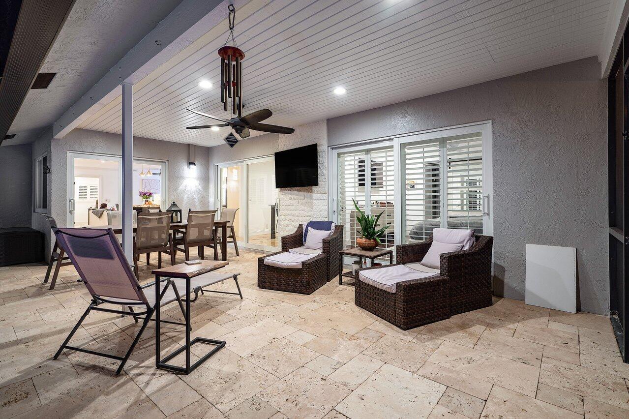 21786 Banyanwood Road