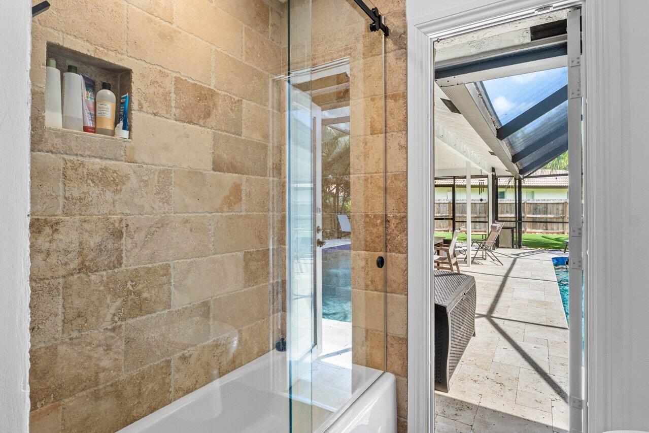 21786 Banyanwood Road