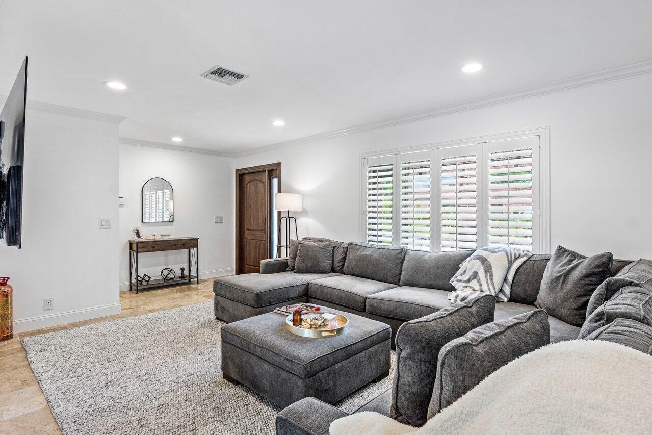 21786 Banyanwood Road