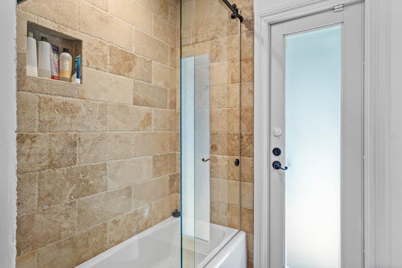 21786 Banyanwood Road