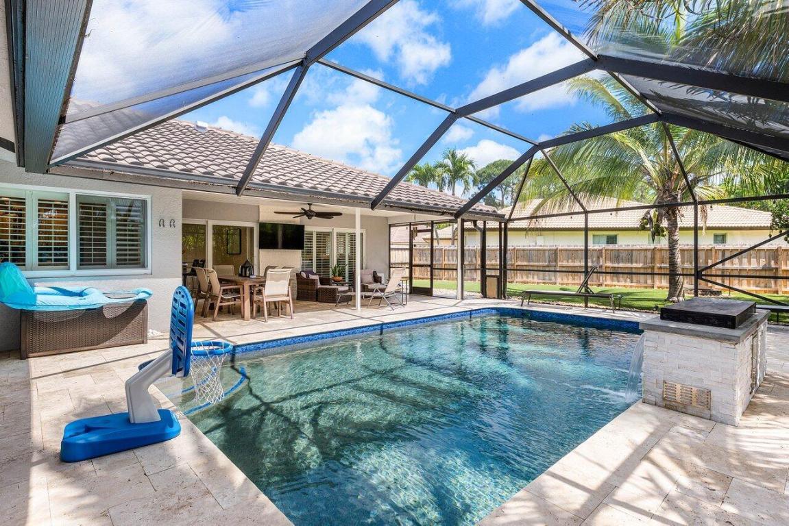 21786 Banyanwood Road